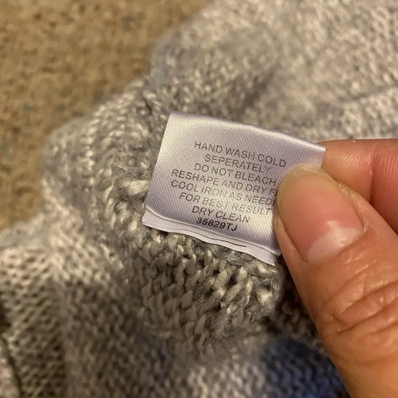 Romeo+Juliet Couture Cardigan Sweater Lady M Gray Knit Crochet Largenlook Pocket - Picture 6 of 11